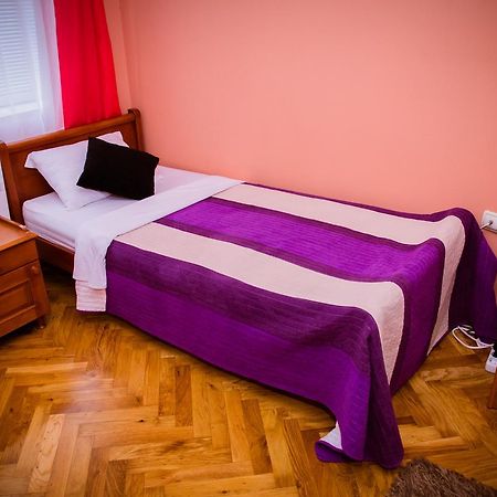 Vila Ile De France Novi Sad Dış mekan fotoğraf